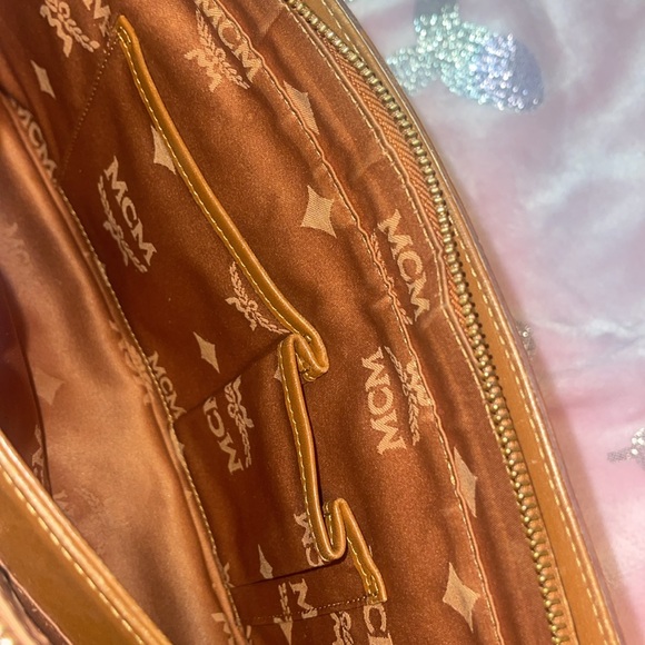 MCM Tan Leather Women's Bag - Picture 13 of 16